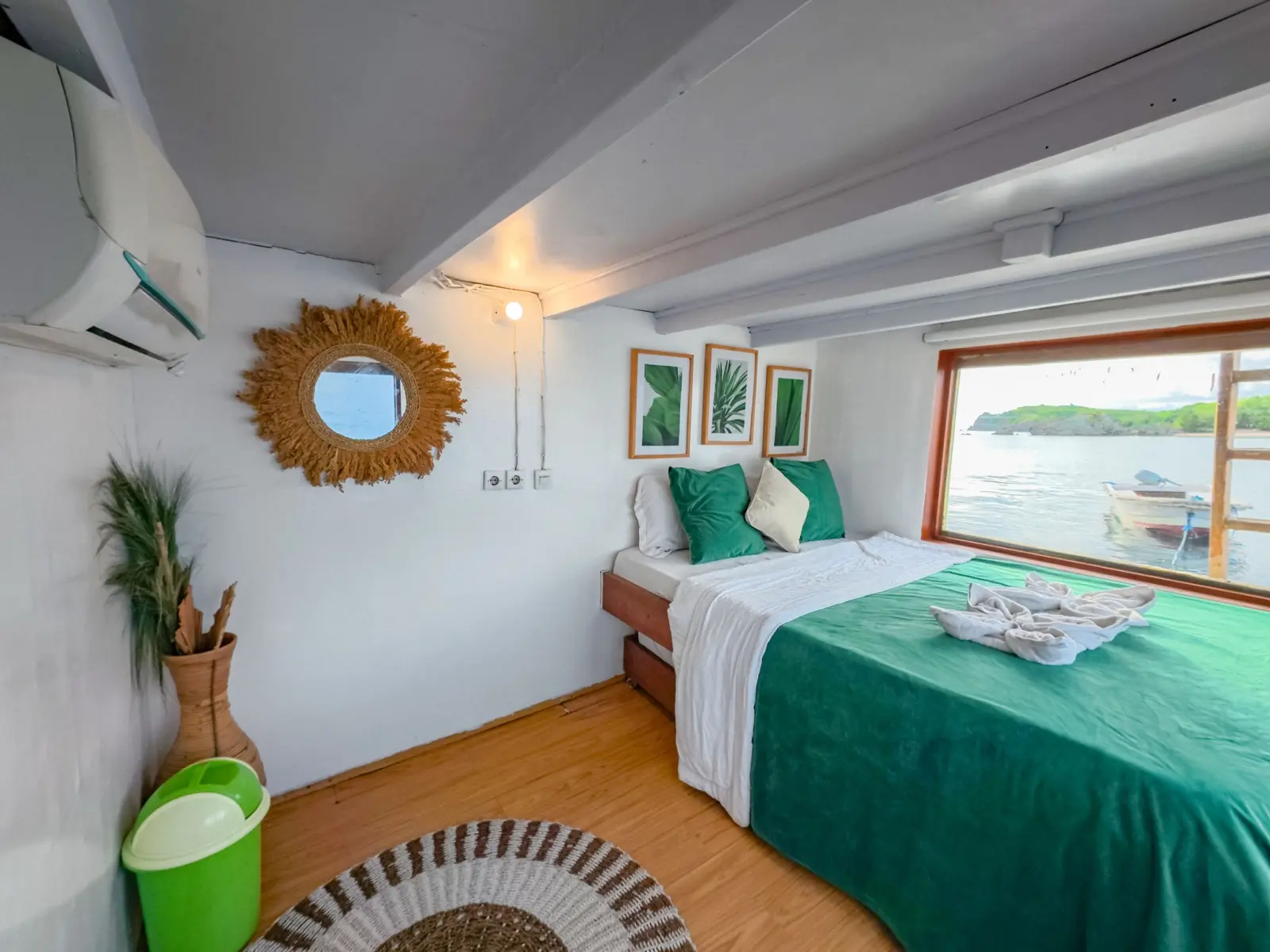 Master Cabin 1 on Hatira Hela