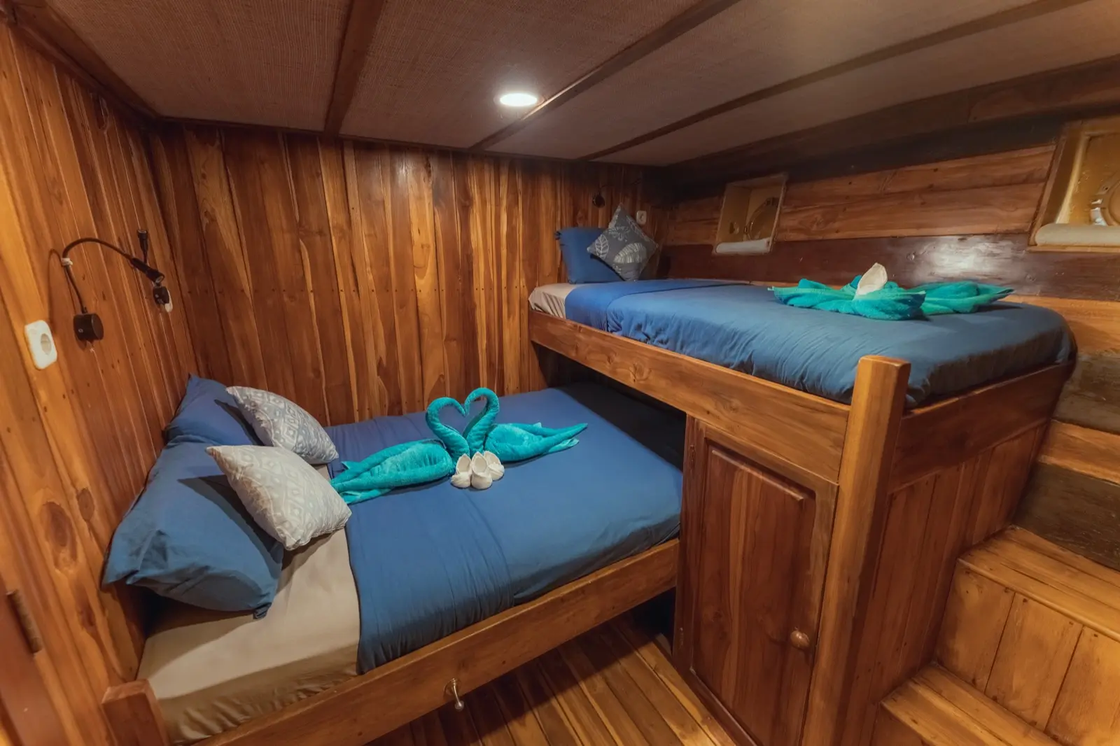 Superior Cabin 3 on Lamborajo 2