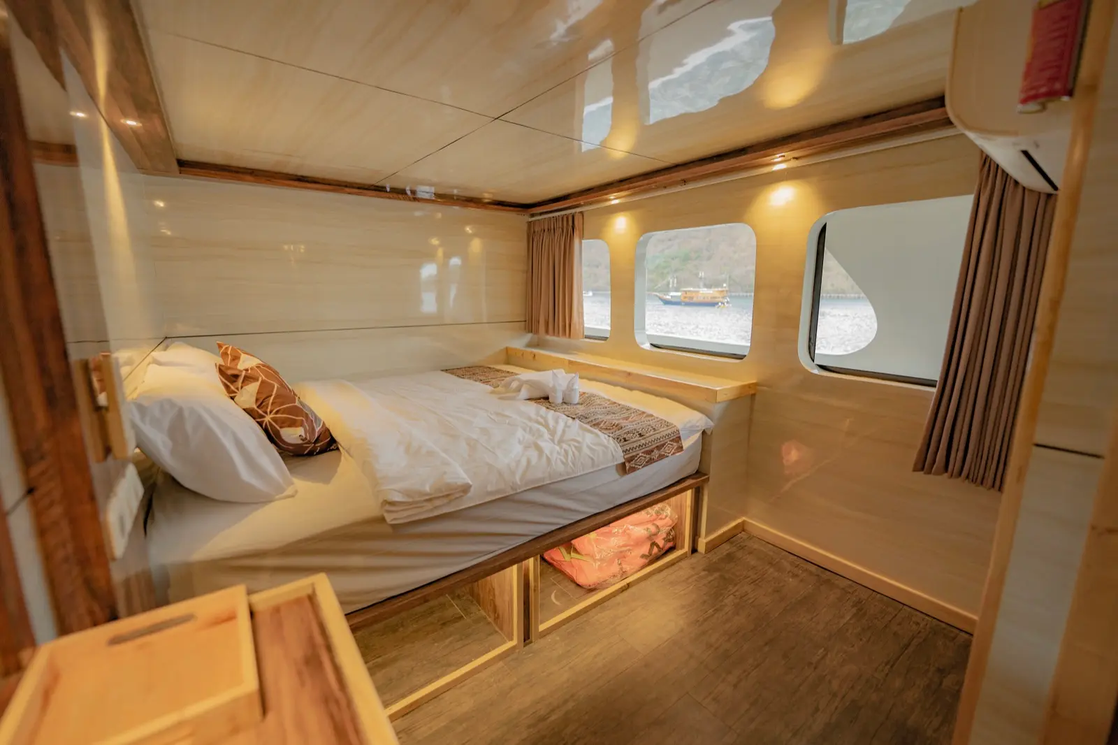 VIP Seaview on Ocean Angel
