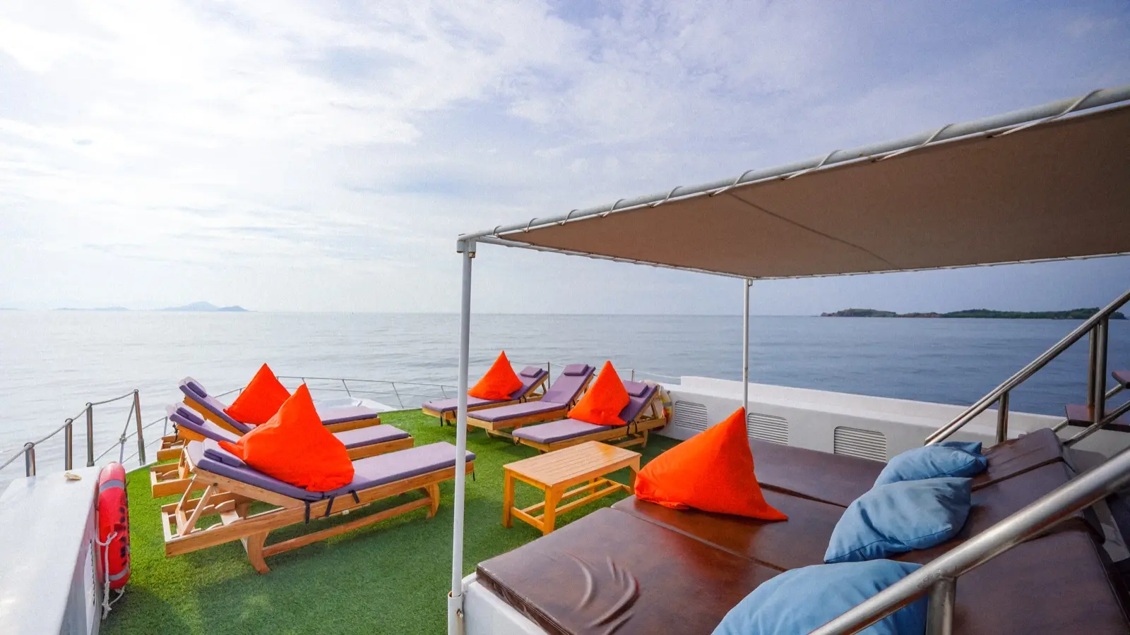 Ocean Angel — sun deck