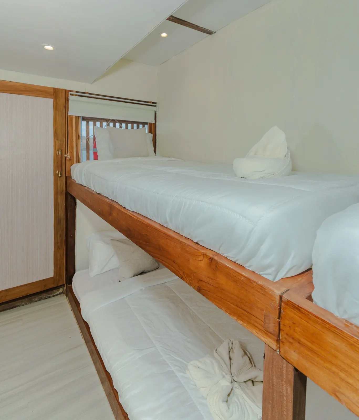 Sharing Cabin 4 on Sora