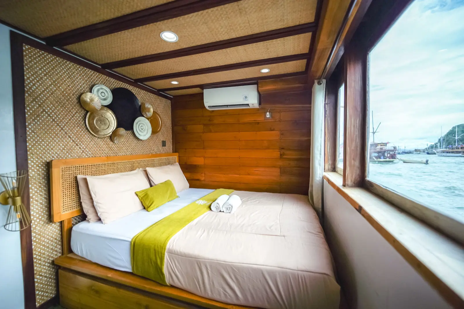Signature Cabin (Main Deck) on Yumana