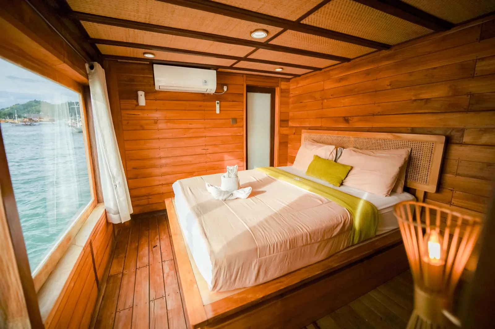 Signature Cabin (Upper Deck) on Yumana